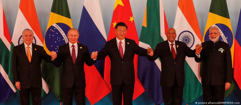 Michel Temer ao lado de Putin e outros líderes dos Brics na cúpula de 2017