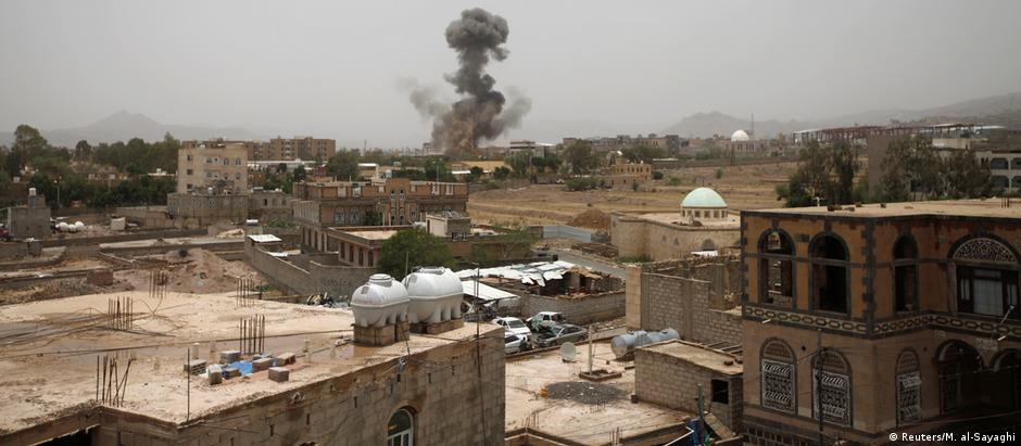 Bombardeio em Sana