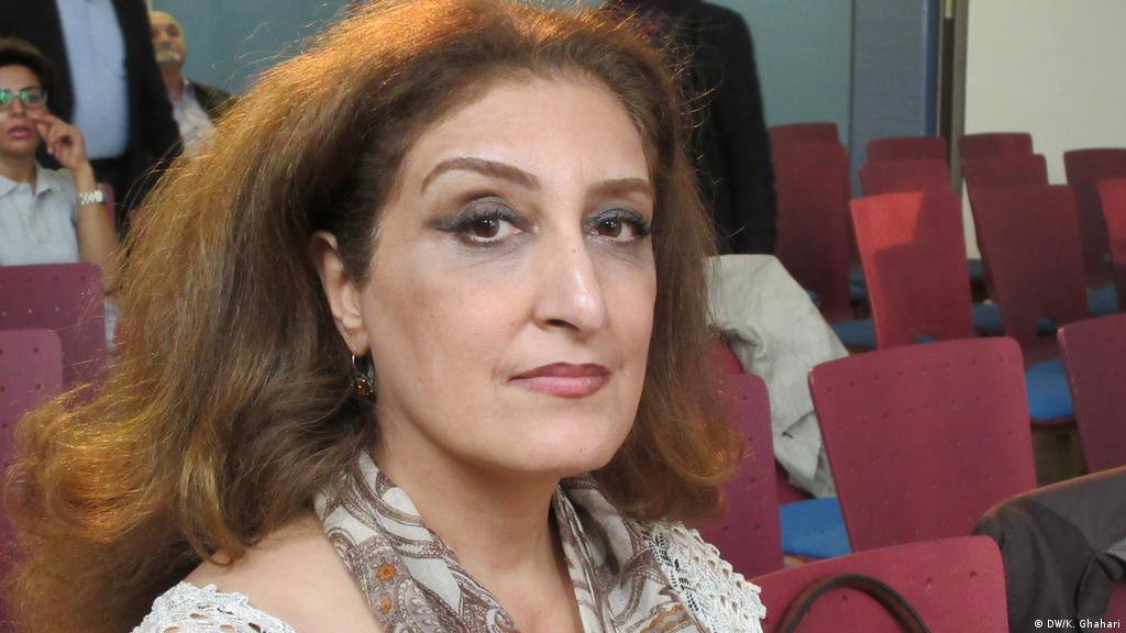 سیما صاحبی، همسر محمد جعفر پوینده، نویسنده و از قربانیان قتل‌های سیاسی زنجیره‌ای