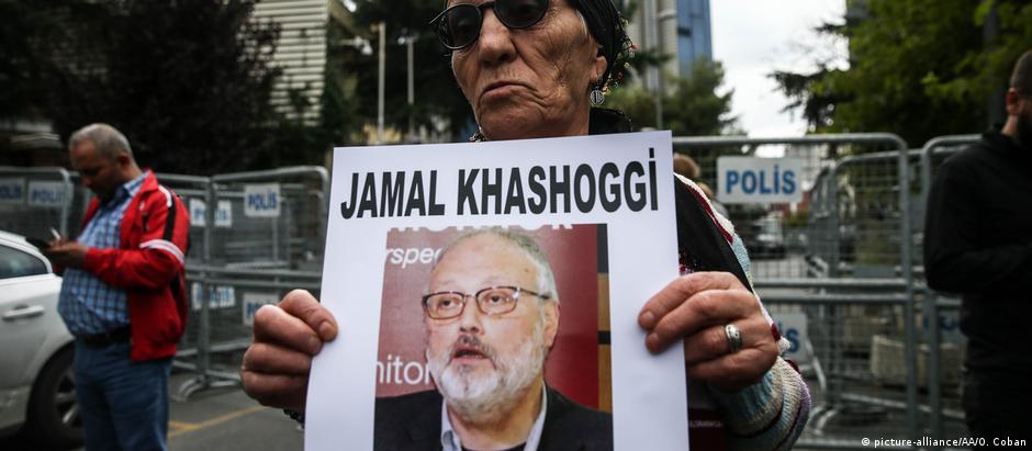 Membro de associação de direitos humanos questiona o desaparecimento de Khashoggi em Istambul